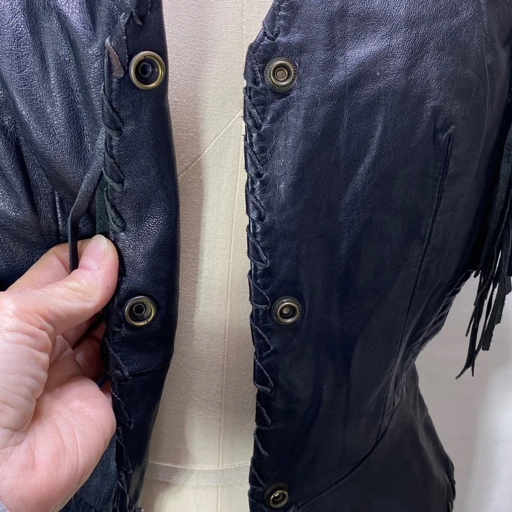 HARLEY DAVIDSON Womens XS Black Leather Vest‎ Fringe Biker Chick Motorcycle